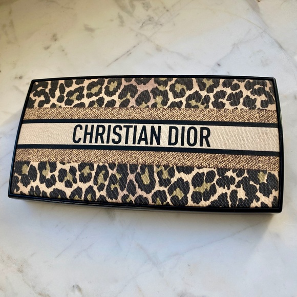 DIOR Diorshow 10 Couleurs - Mitzah Limited Edition Eyeshadow Palette - Picture 2 of 6